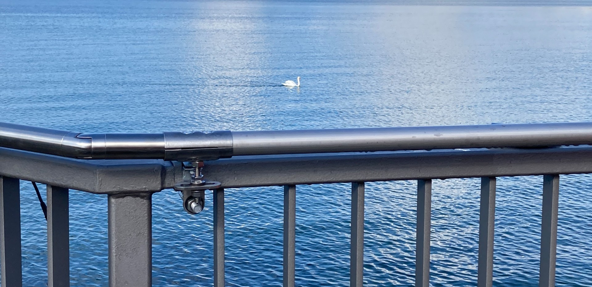 LED-Handlauf „HandrailIT“ - Lindau Seedamm Befestigung