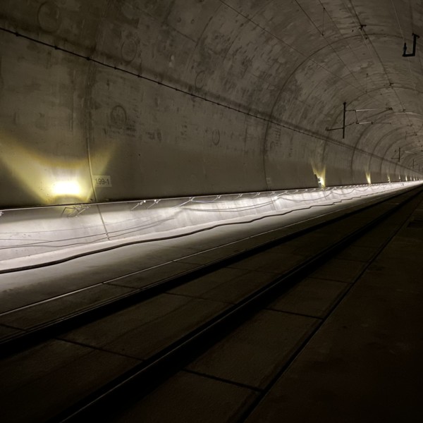 LED Handlauf Tunnelbeleuchtung Albabstiegstunnel Deutschland