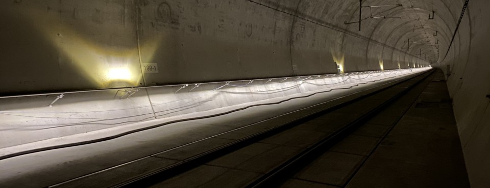 LED Handlauf Tunnelbeleuchtung Albabstiegstunnel Deutschland